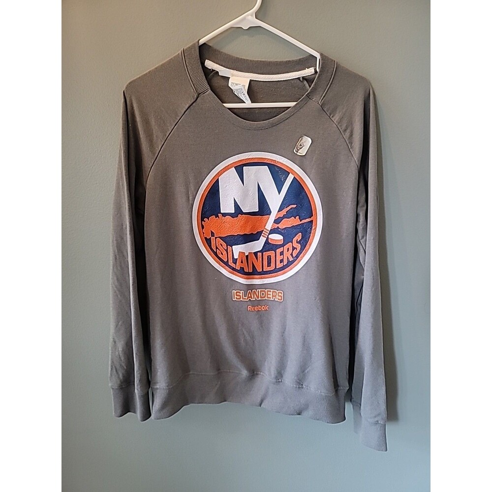 NHL NY Islanders Women's Sweater Size Medium Grey Reebok